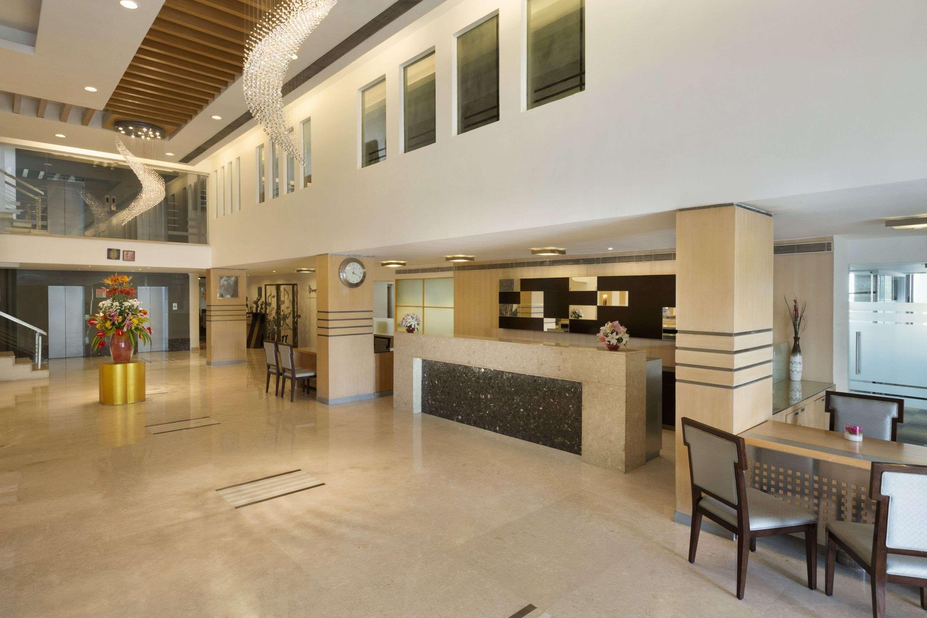 Ramada By Wyndham Chennai Egmore Madras Buitenkant foto