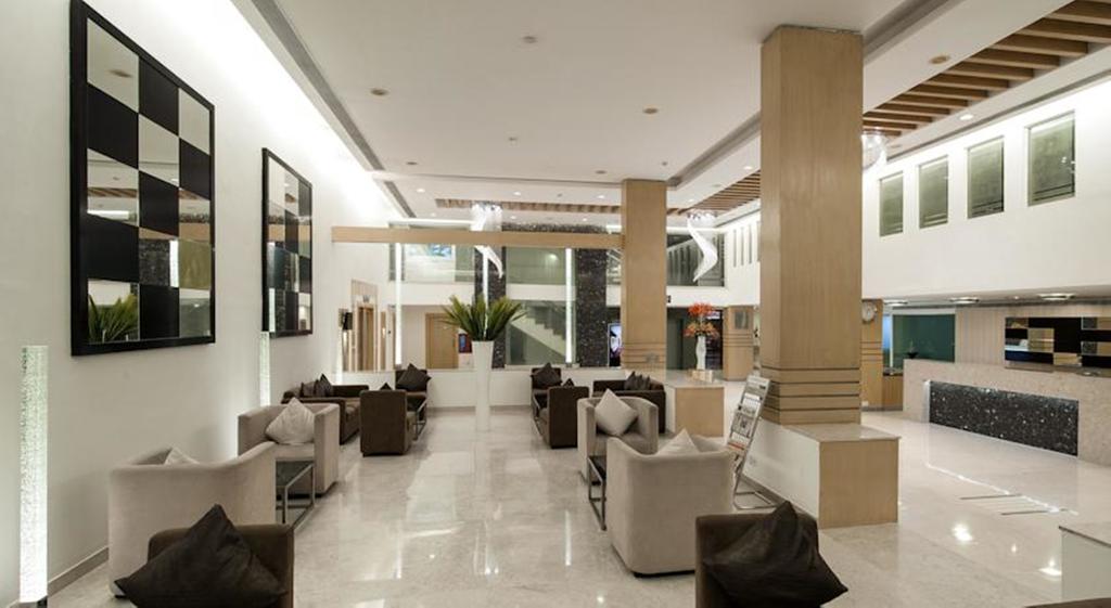 Ramada By Wyndham Chennai Egmore Madras Buitenkant foto
